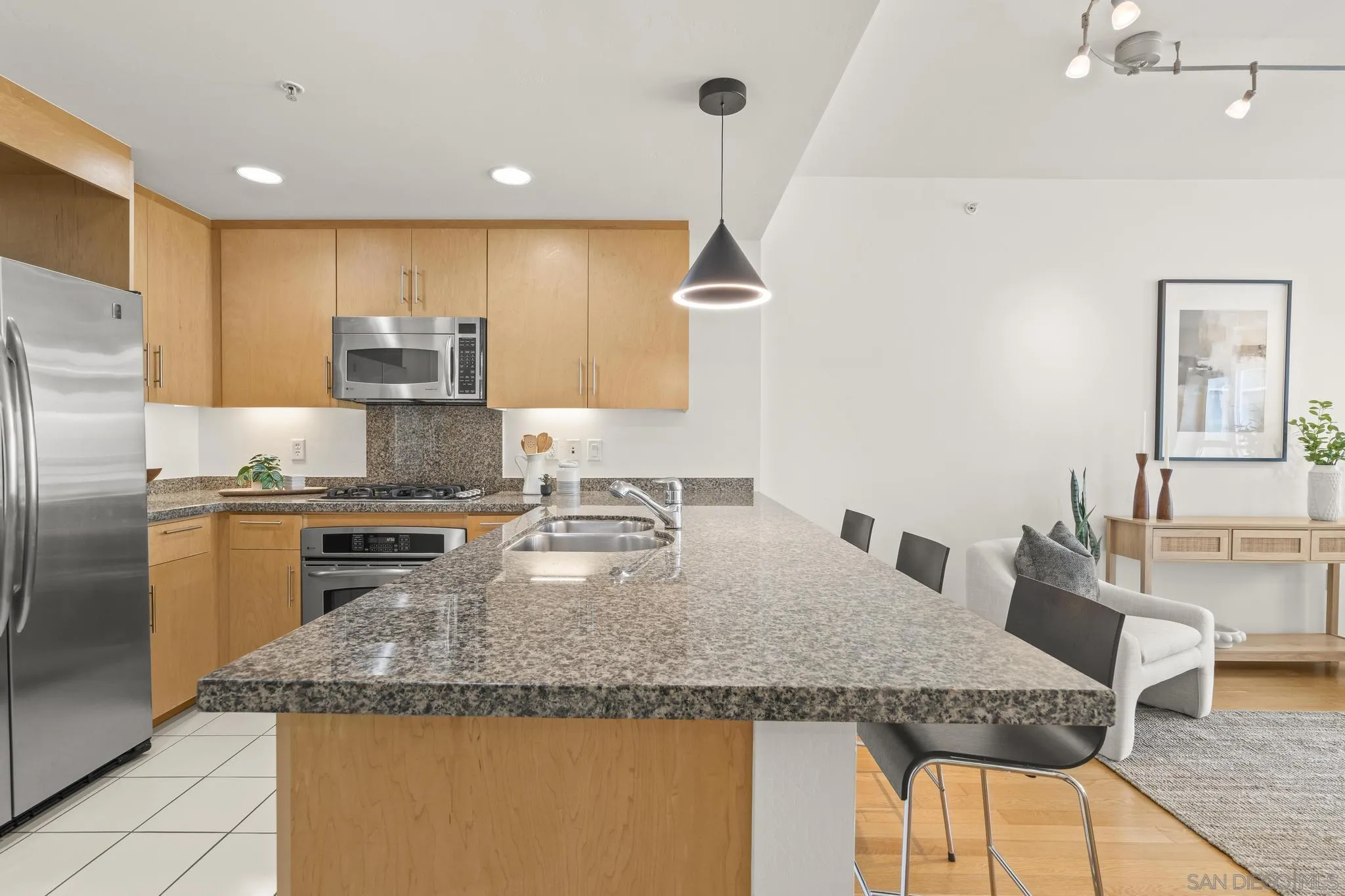 Photo #9: 260009495 Listing: Photo #9