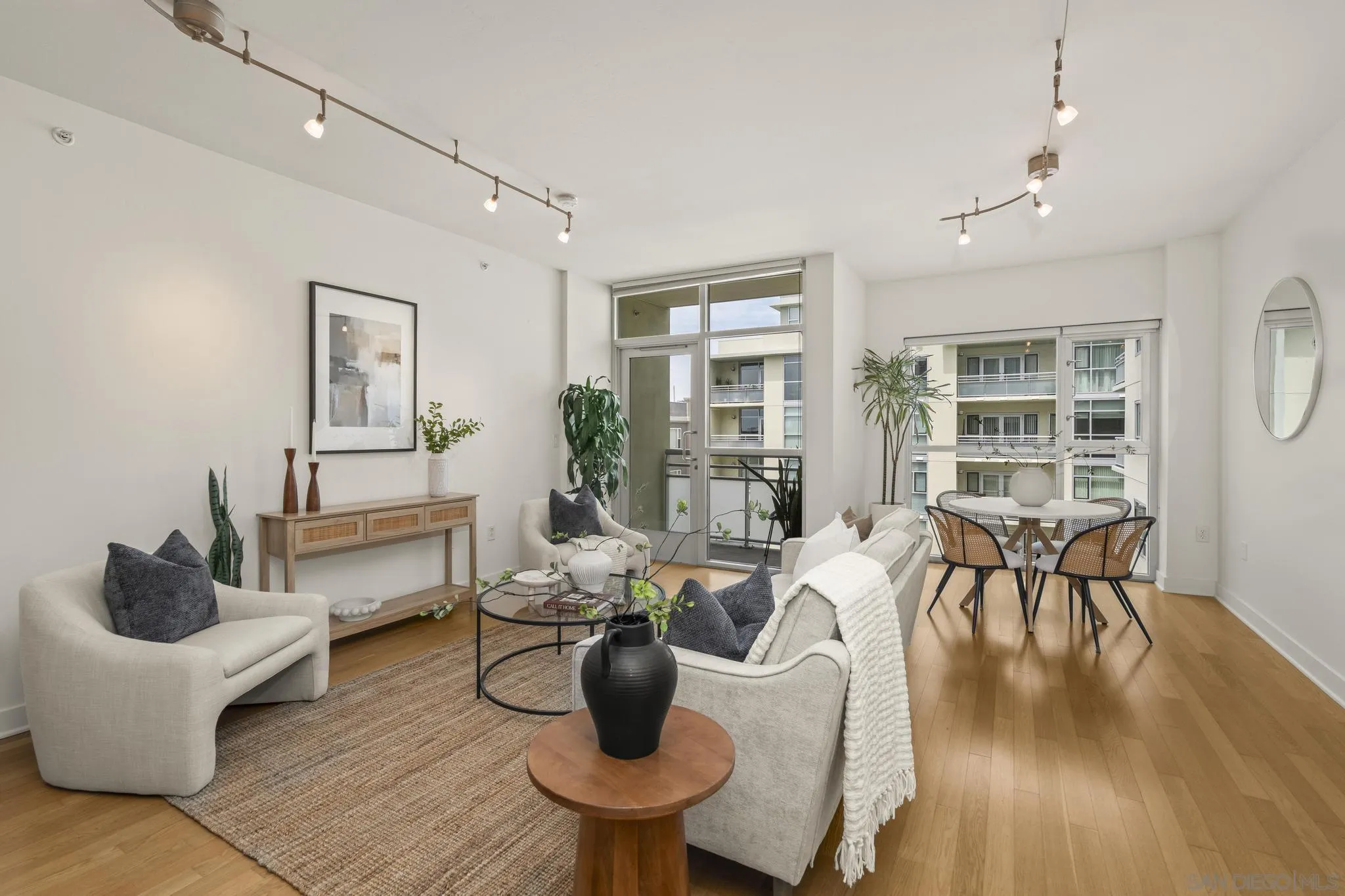 Photo #4: 260009495 Listing: Photo #4