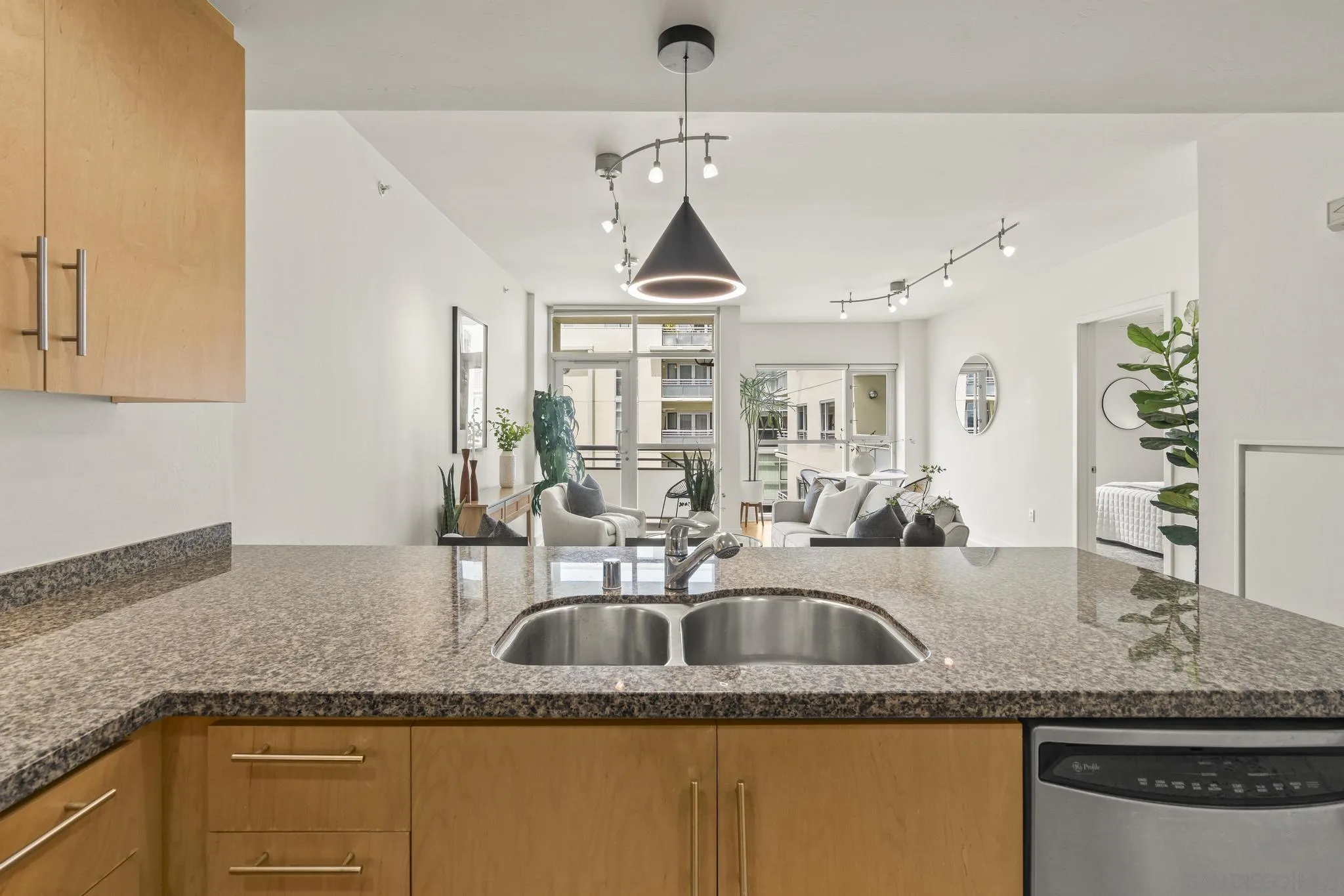 Photo #14: 260009495 Listing: Photo #14