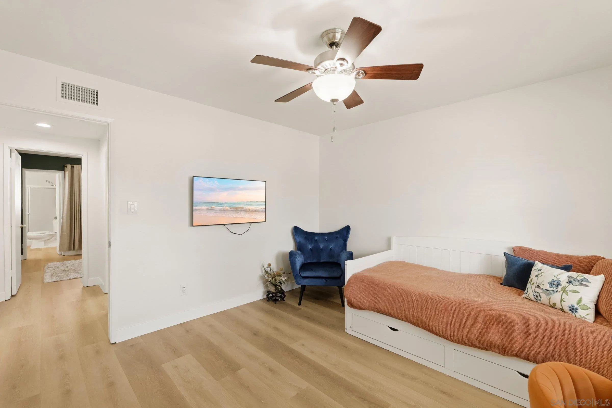 https://cdn.realtyfeed.com/cdn/127/260009496/3d2e1052727e608e7eade0bd992a1bdf.webp