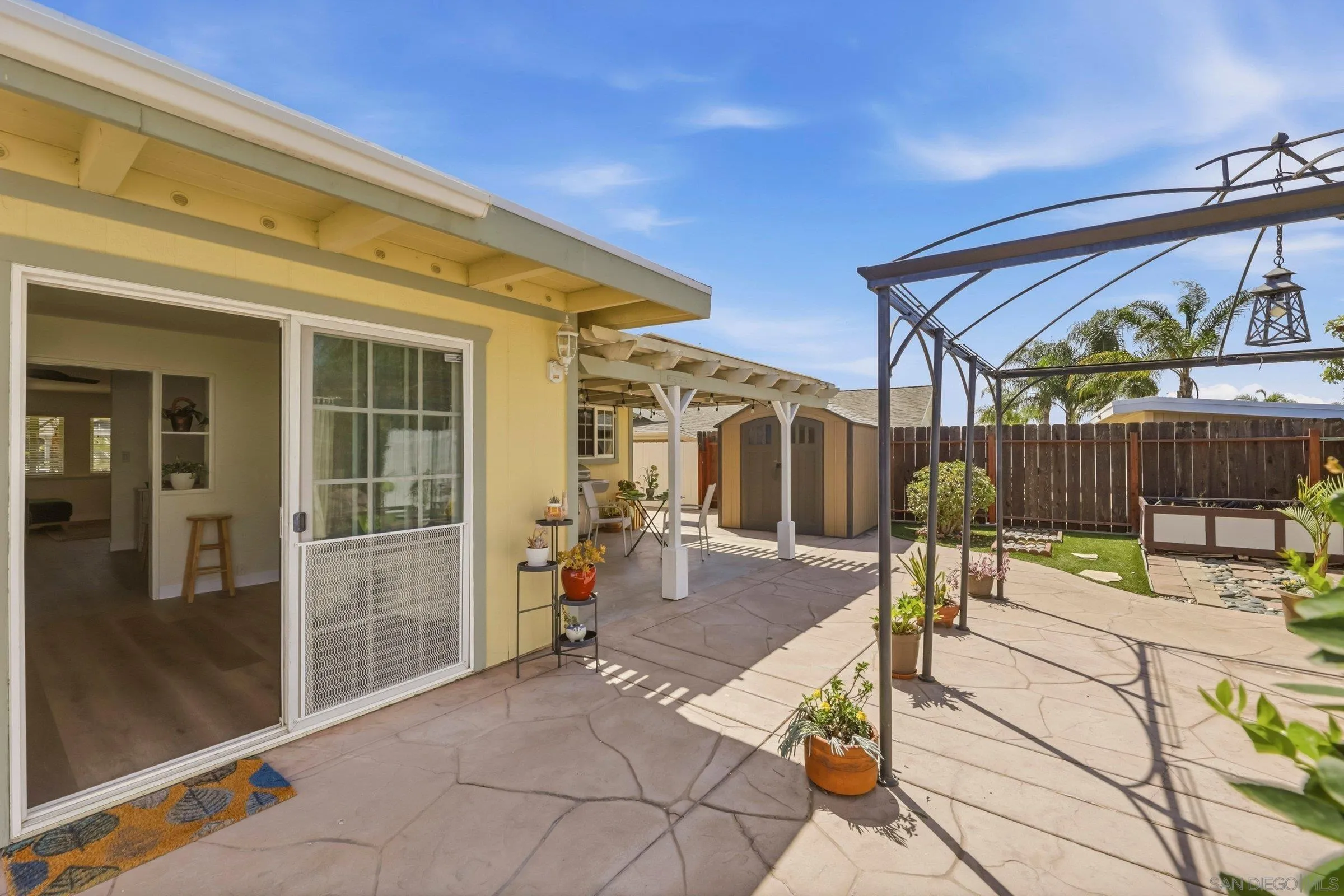 https://cdn.realtyfeed.com/cdn/127/260009496/584bd10f2e54e9395ef3e974bd8a6510.webp