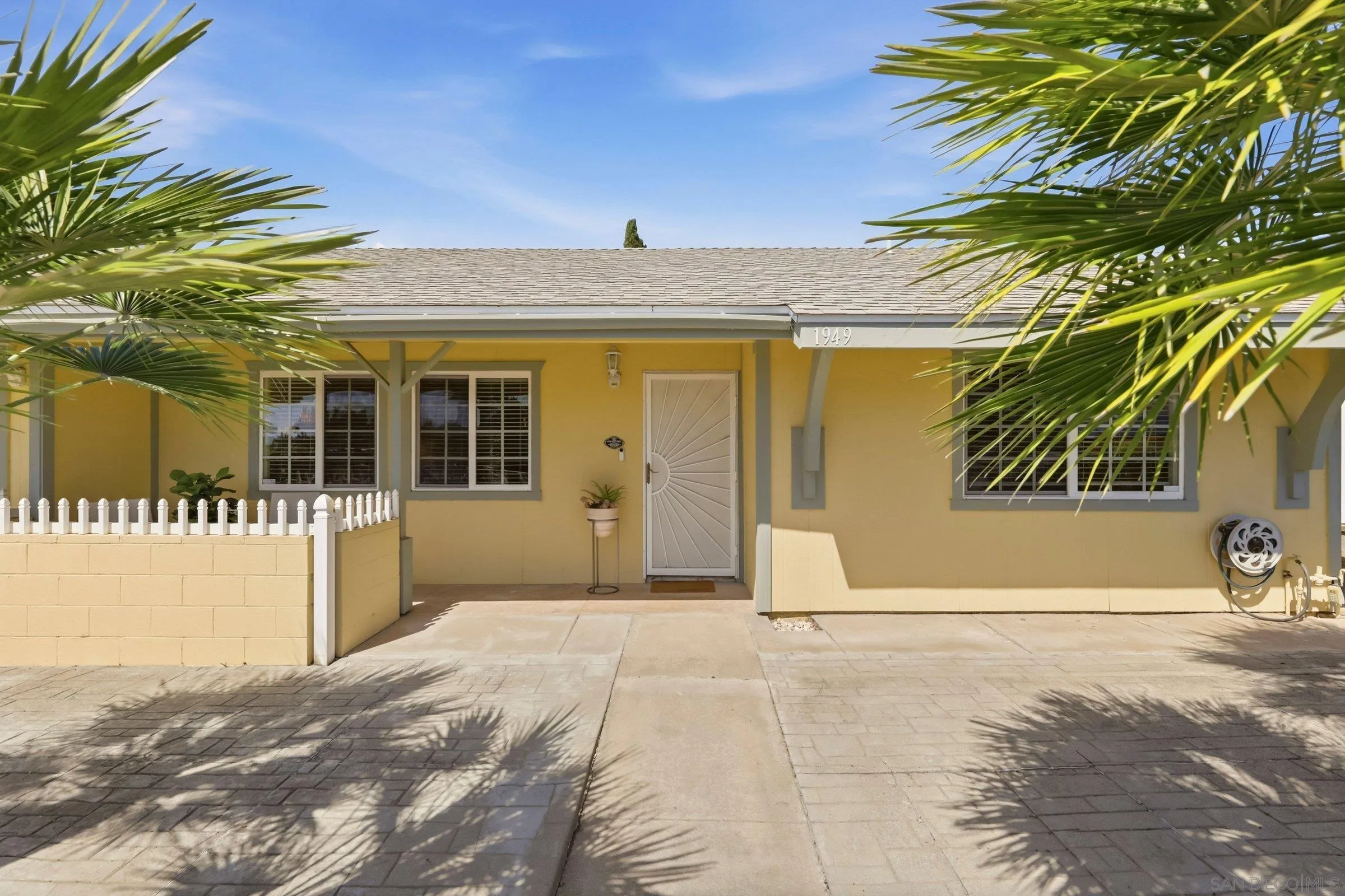 https://cdn.realtyfeed.com/cdn/127/260009496/a5fcce58a0074236d48985683ac5381d.webp