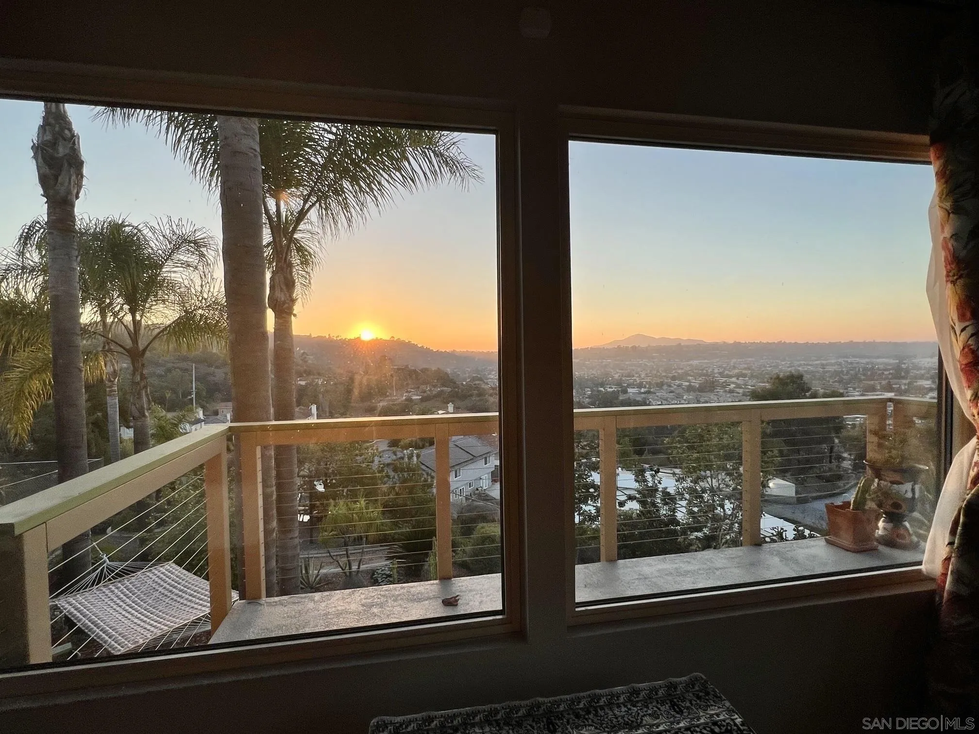 https://cdn.realtyfeed.com/cdn/127/260009497/fb412577711c4717a5f5586b6528a9dc.webp