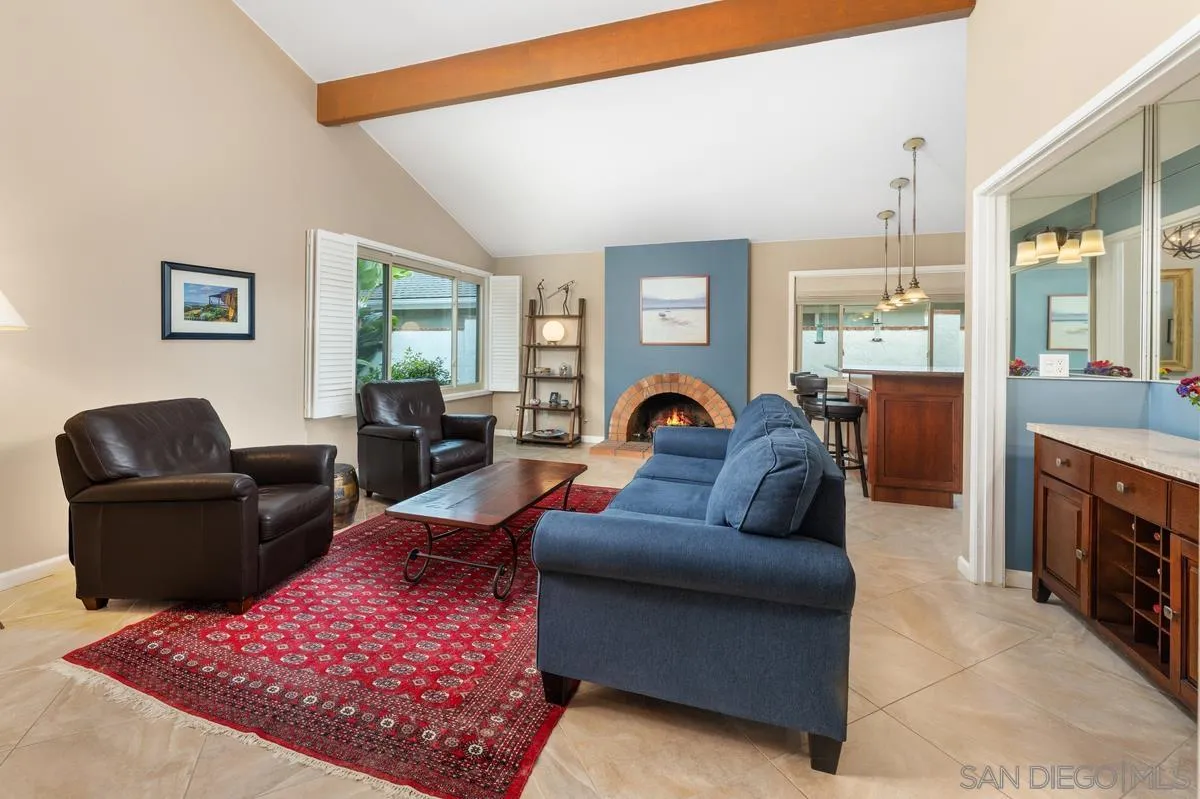 https://cdn.realtyfeed.com/cdn/127/260009499/2ff7a856c6243c106f977bd4368177f3.webp