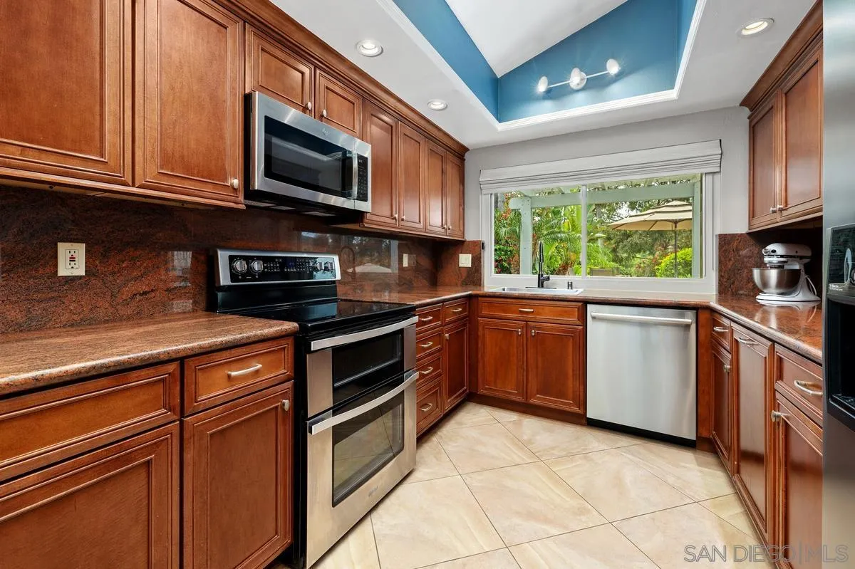 https://cdn.realtyfeed.com/cdn/127/260009499/ab804e02866560621e42452c5cc56fde.webp