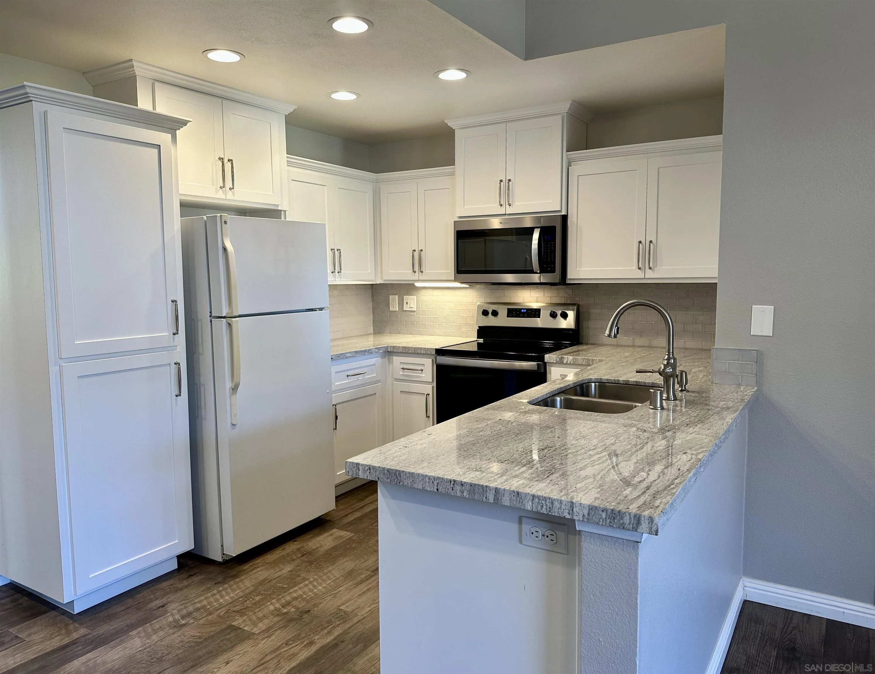 Photo #6: 2600095 Listing: Photo #6