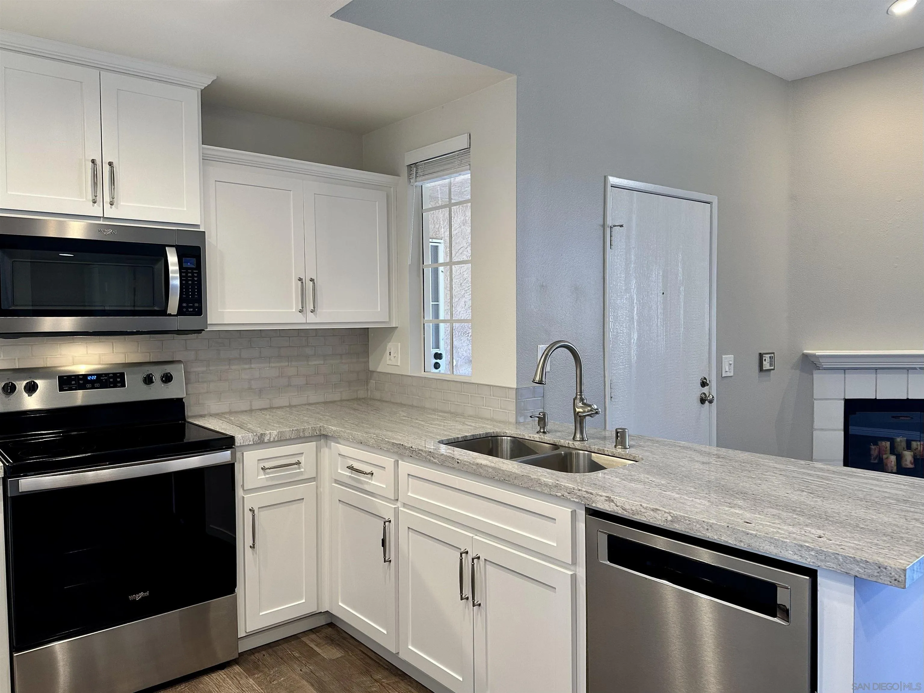 Photo #4: 2600095 Listing: Photo #4