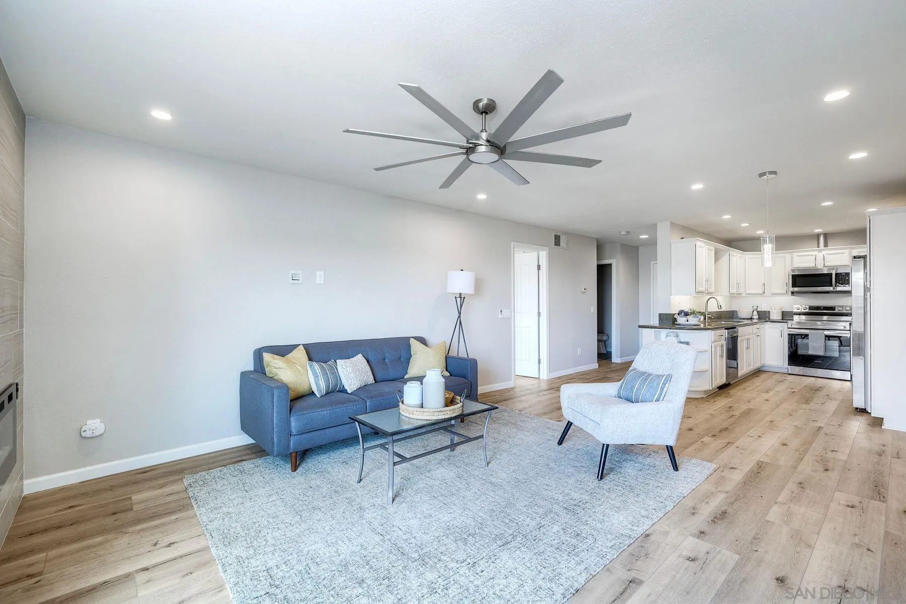 Photo #3: 260009509 Listing: Photo #3