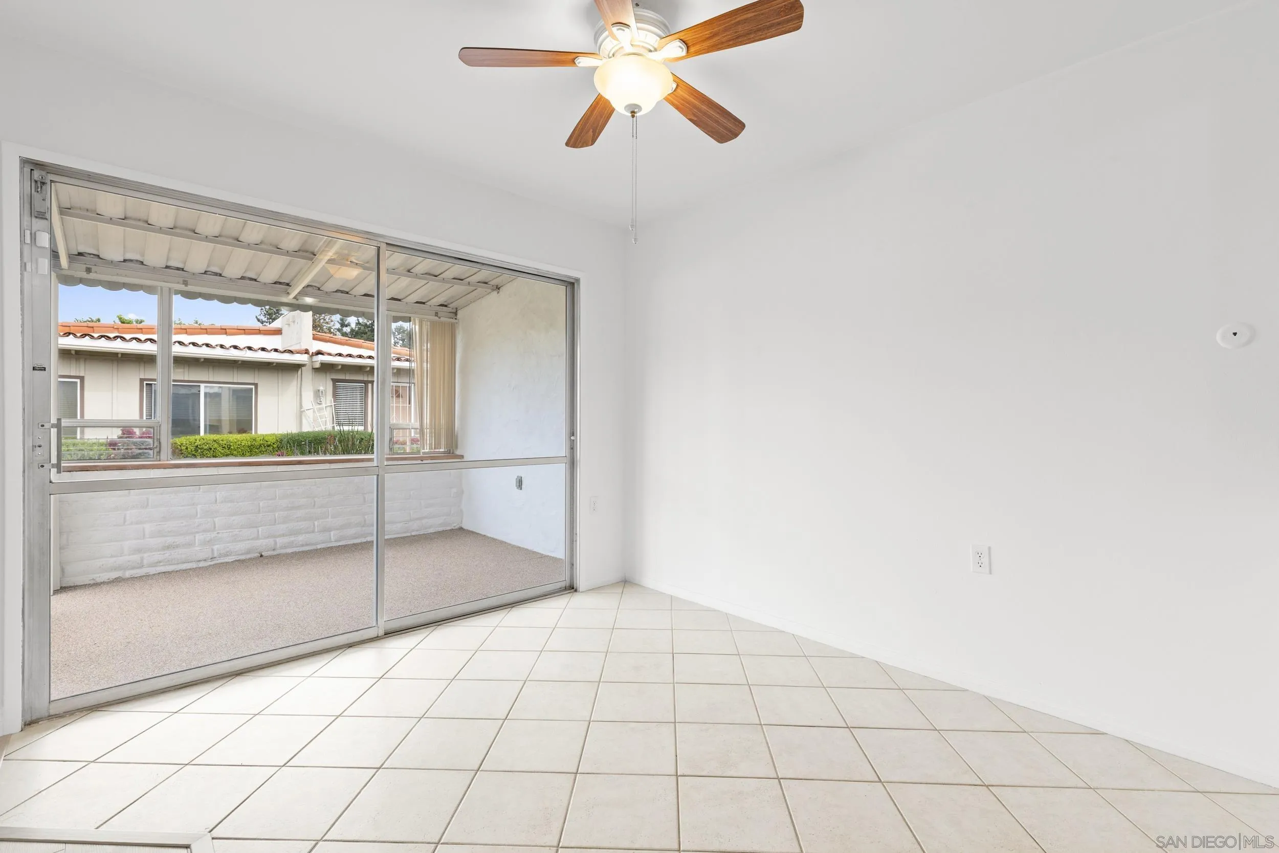 Photo #6: 260009517 Listing: Photo #6
