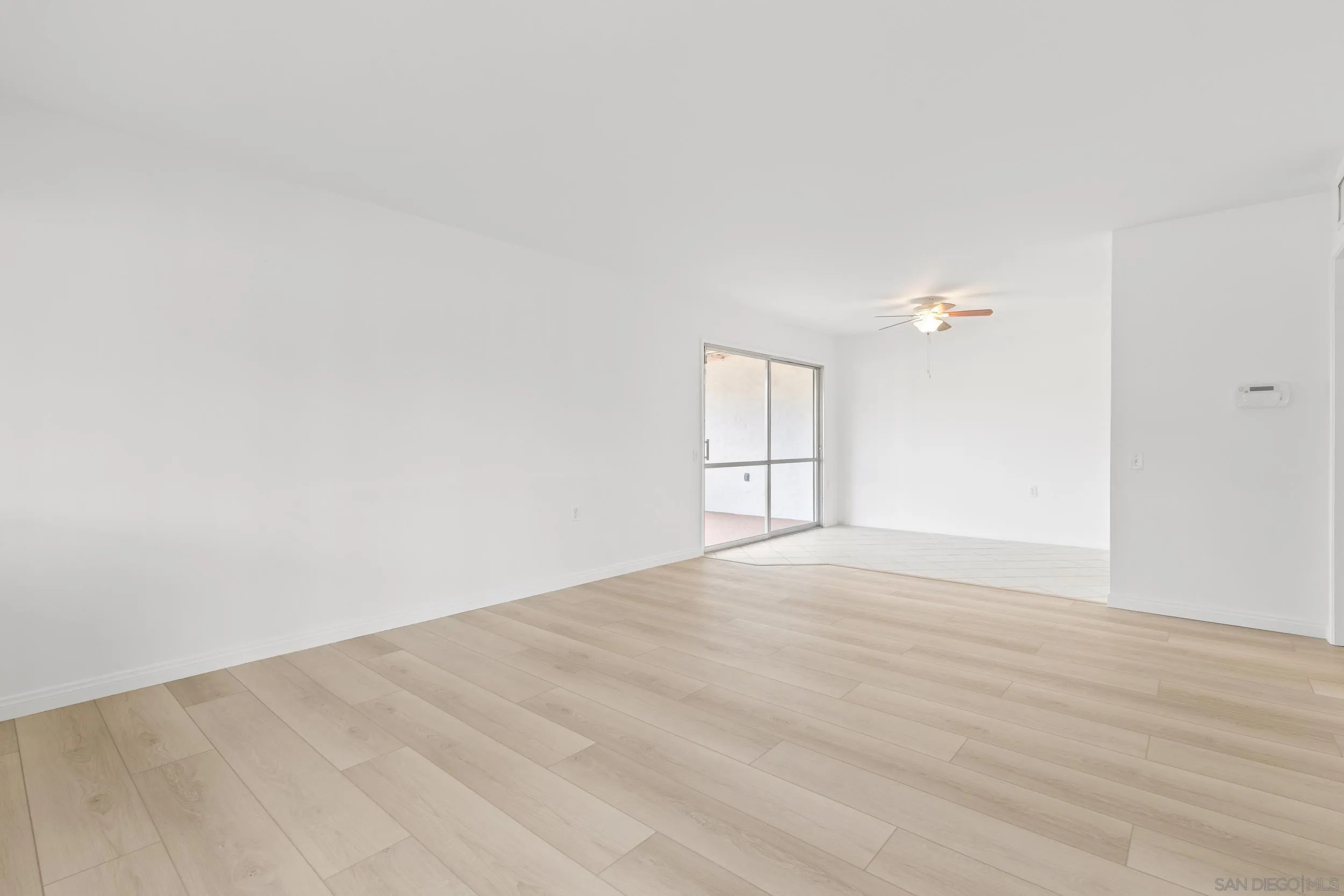 Photo #2: 260009517 Listing: Photo #2