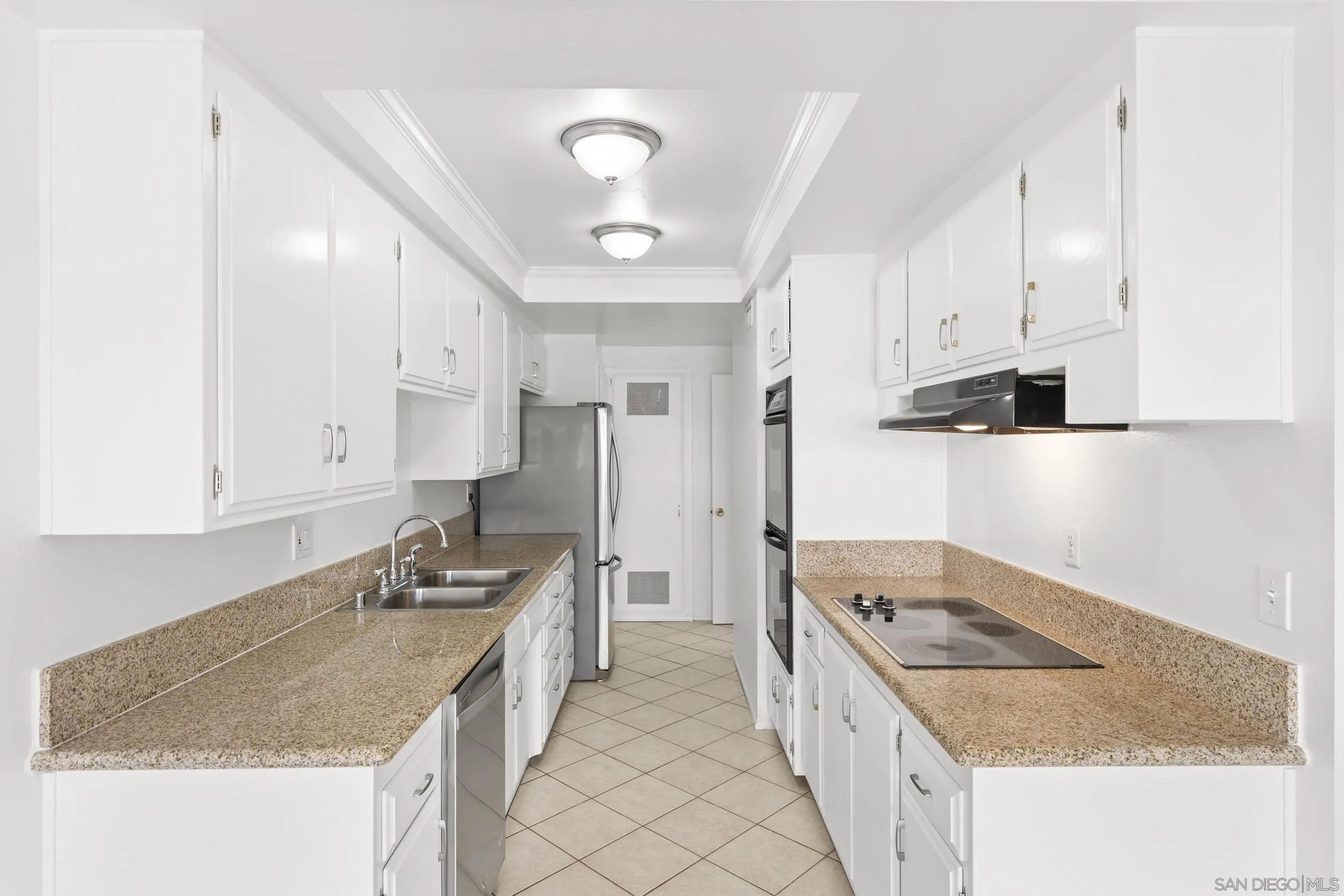 Photo #8: 260009517 Listing: Photo #8