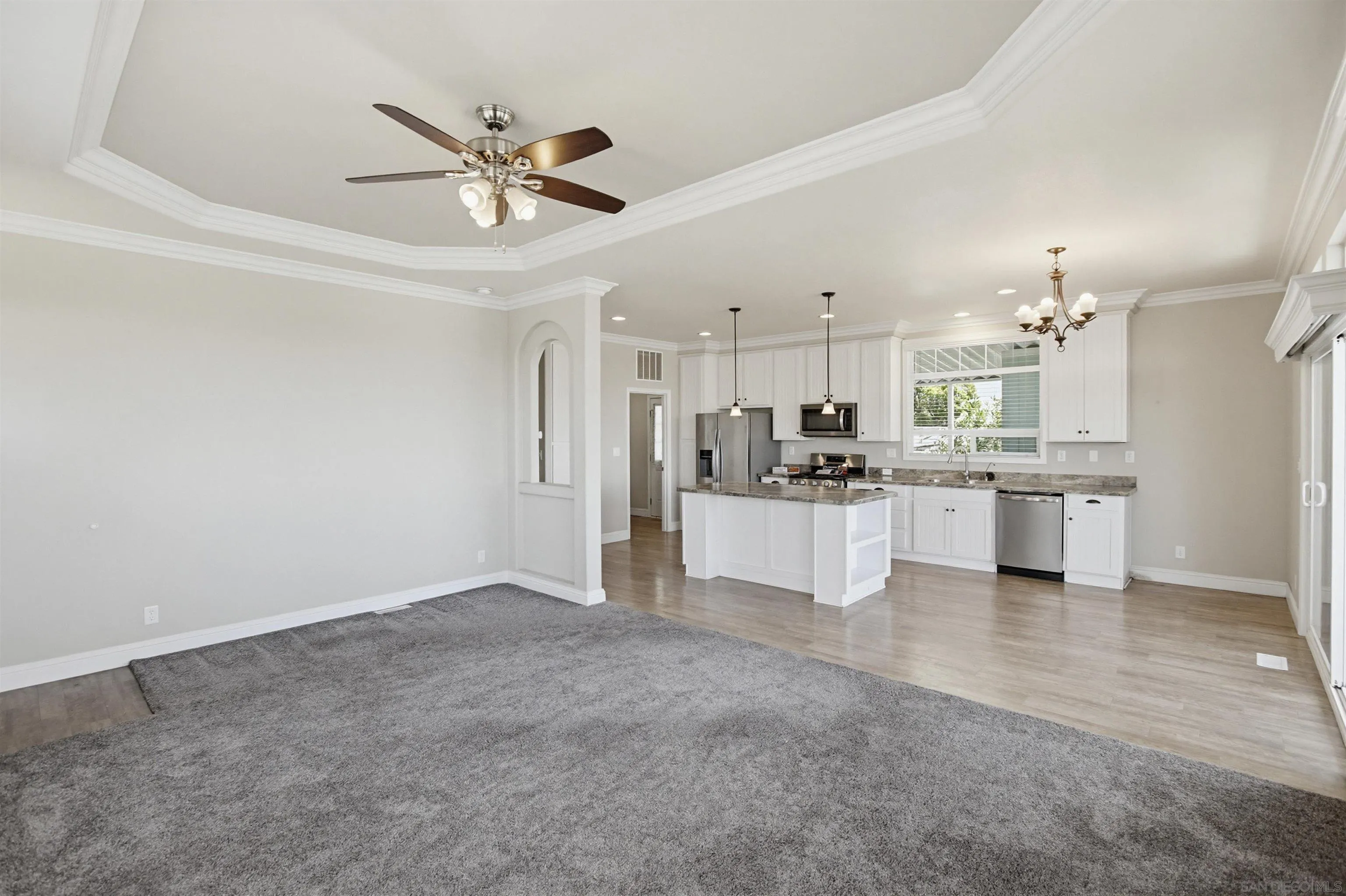 https://cdn.realtyfeed.com/cdn/127/260009520/45c891535c54140c8221a978666f0c17.webp