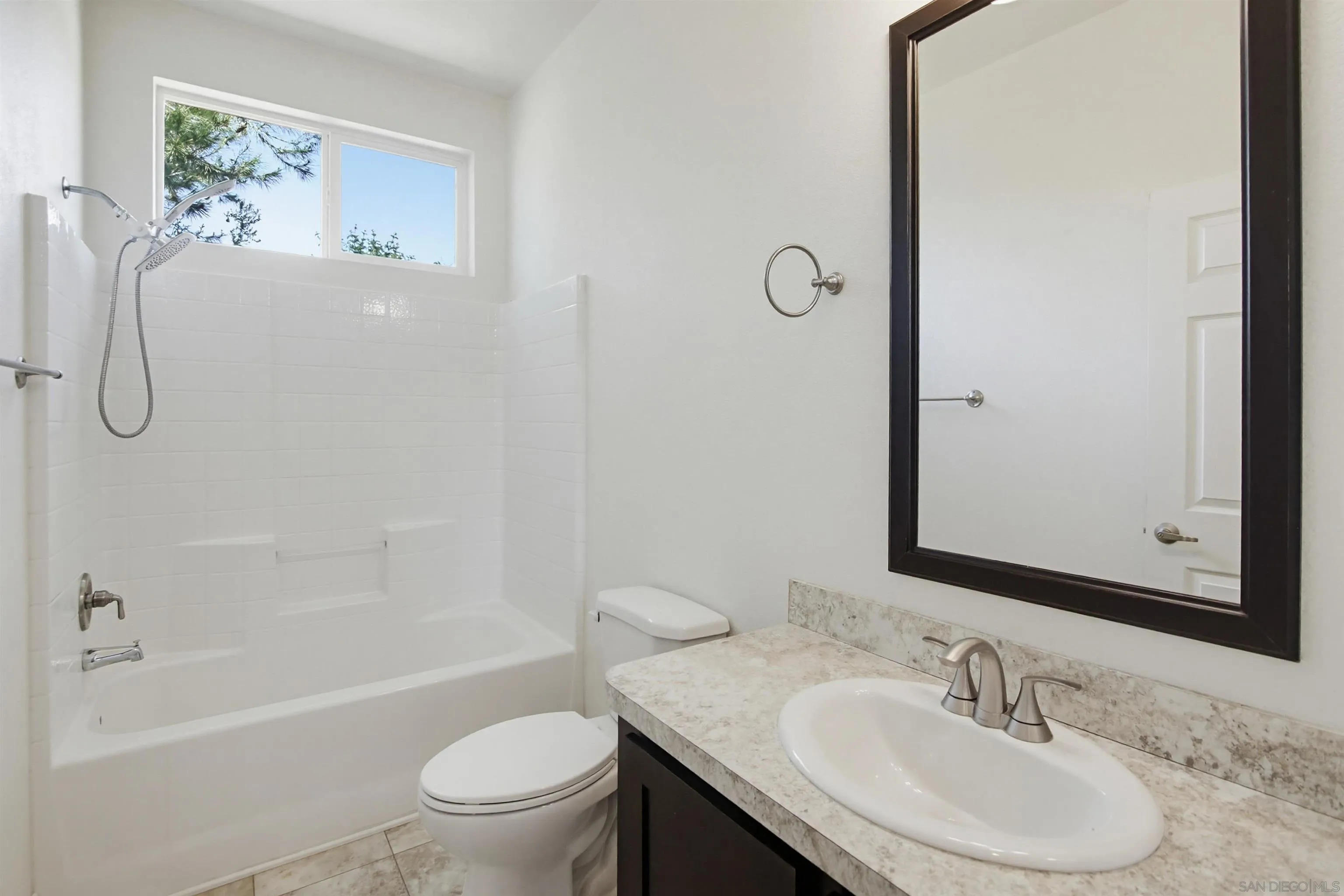 https://cdn.realtyfeed.com/cdn/127/260009520/b4a4cccd4ccc46815850ed1a11fd6454.webp