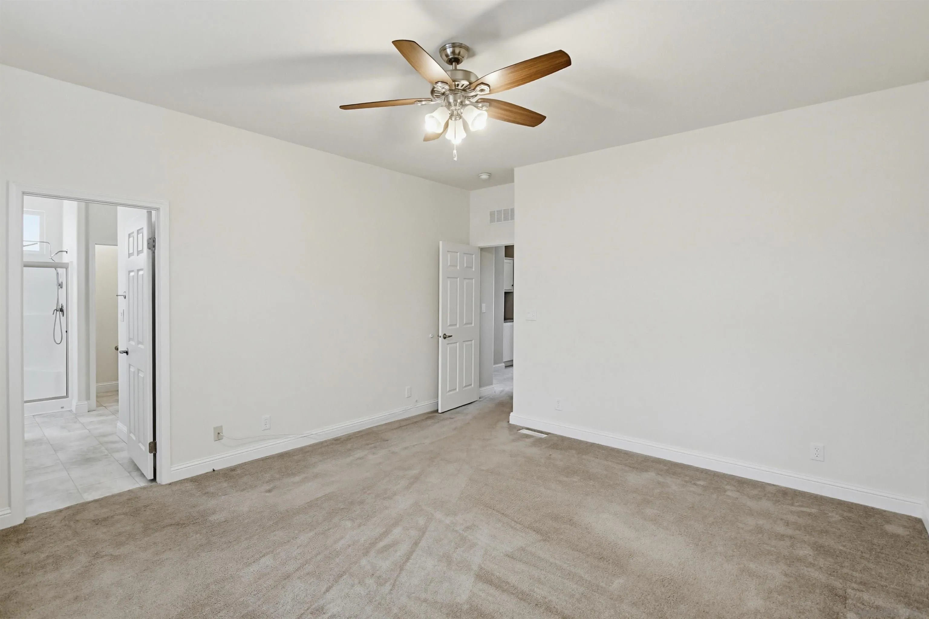 https://cdn.realtyfeed.com/cdn/127/260009520/b73fda16b6731c30d243b2610f2074ac.webp
