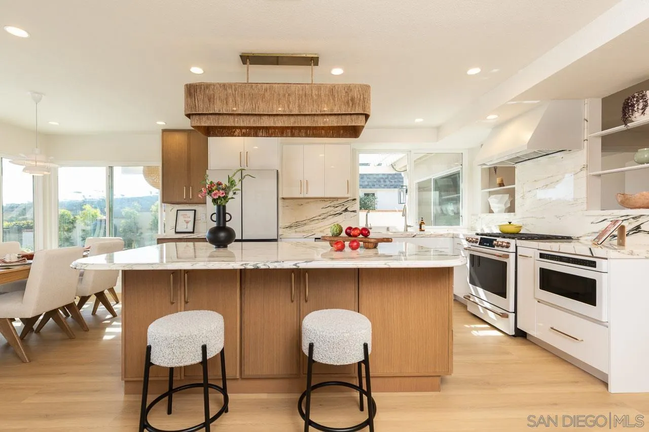 https://cdn.realtyfeed.com/cdn/127/260009527/1fd76bef90434238c9dc43a21947190c.webp