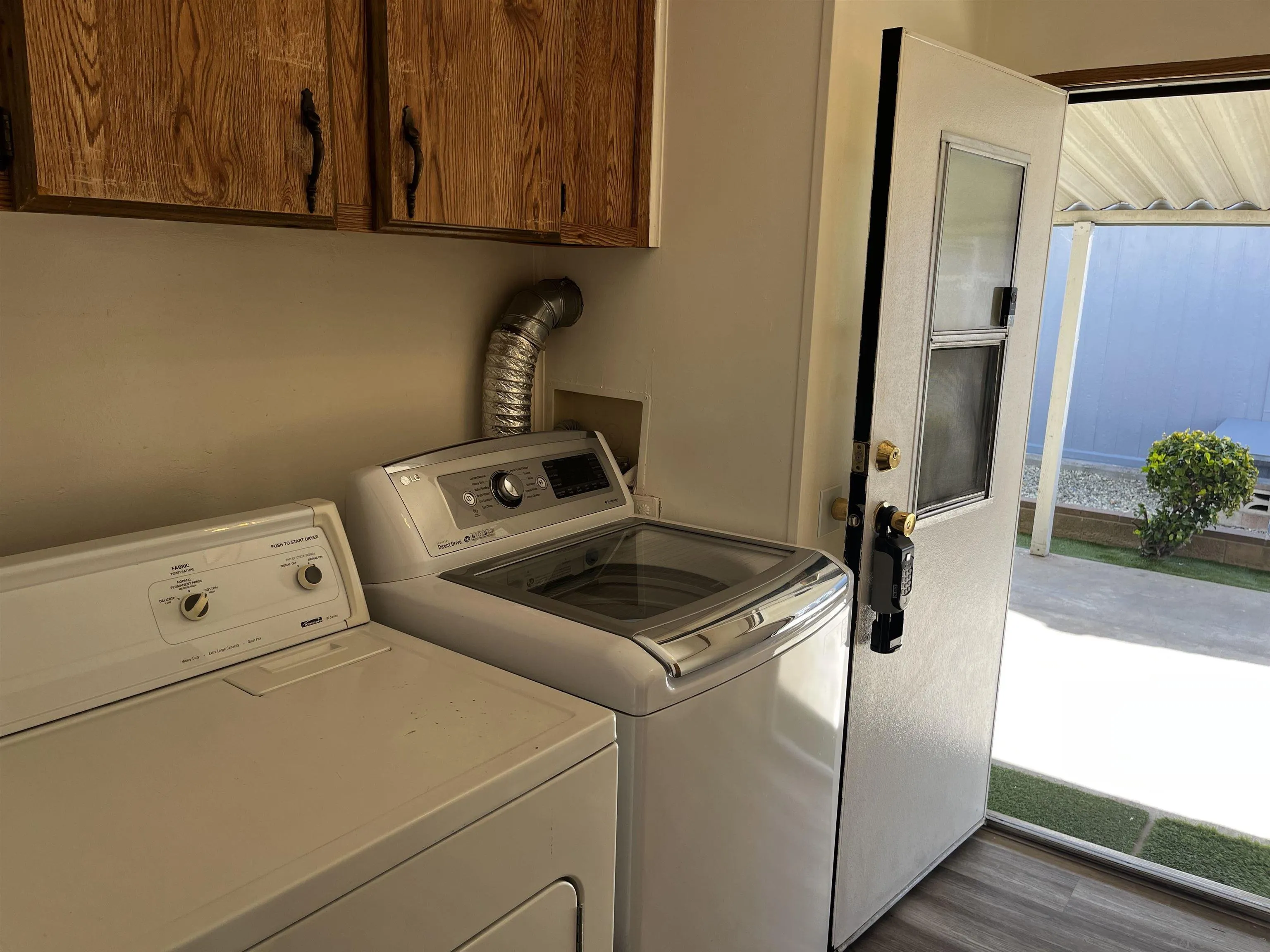 https://cdn.realtyfeed.com/cdn/127/260009528/76f60d074f248441ad35d67e7274e6ea.webp