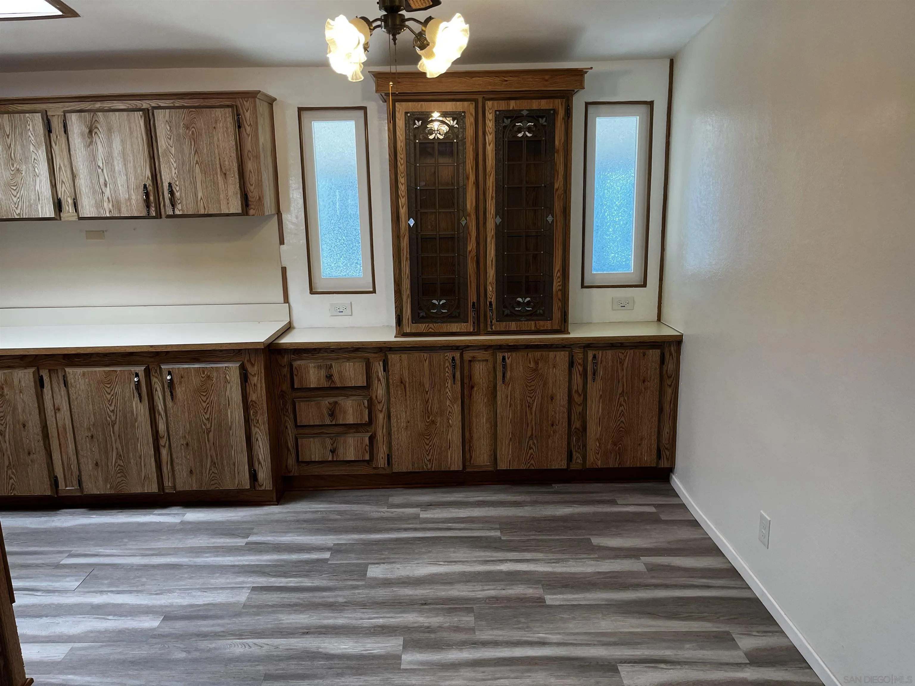 https://cdn.realtyfeed.com/cdn/127/260009528/97924a4fd074f83e67be6c55cc75ea51.webp