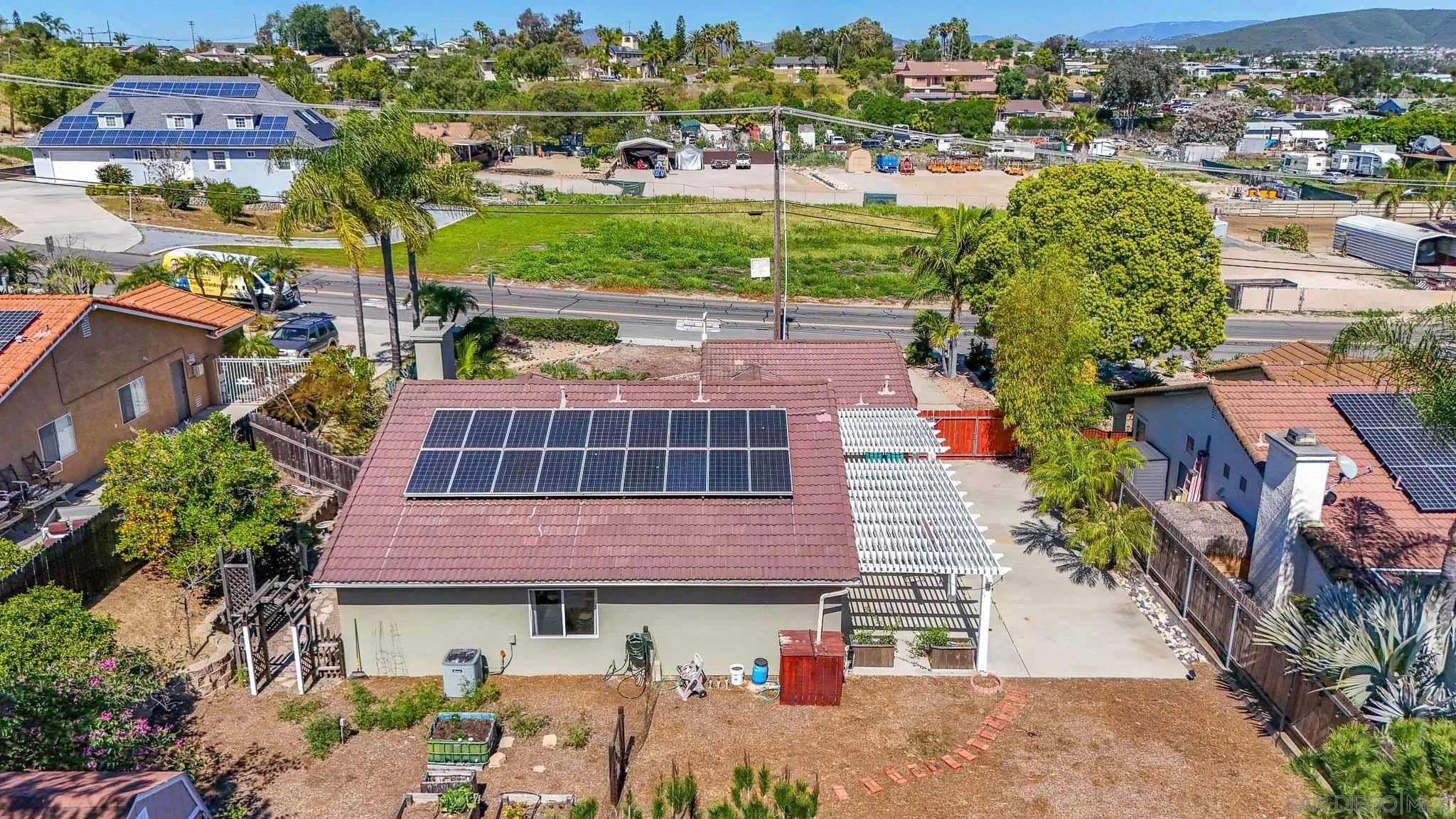 https://cdn.realtyfeed.com/cdn/127/260009533/270cd75172252cb904ceb8586710ab3c.webp