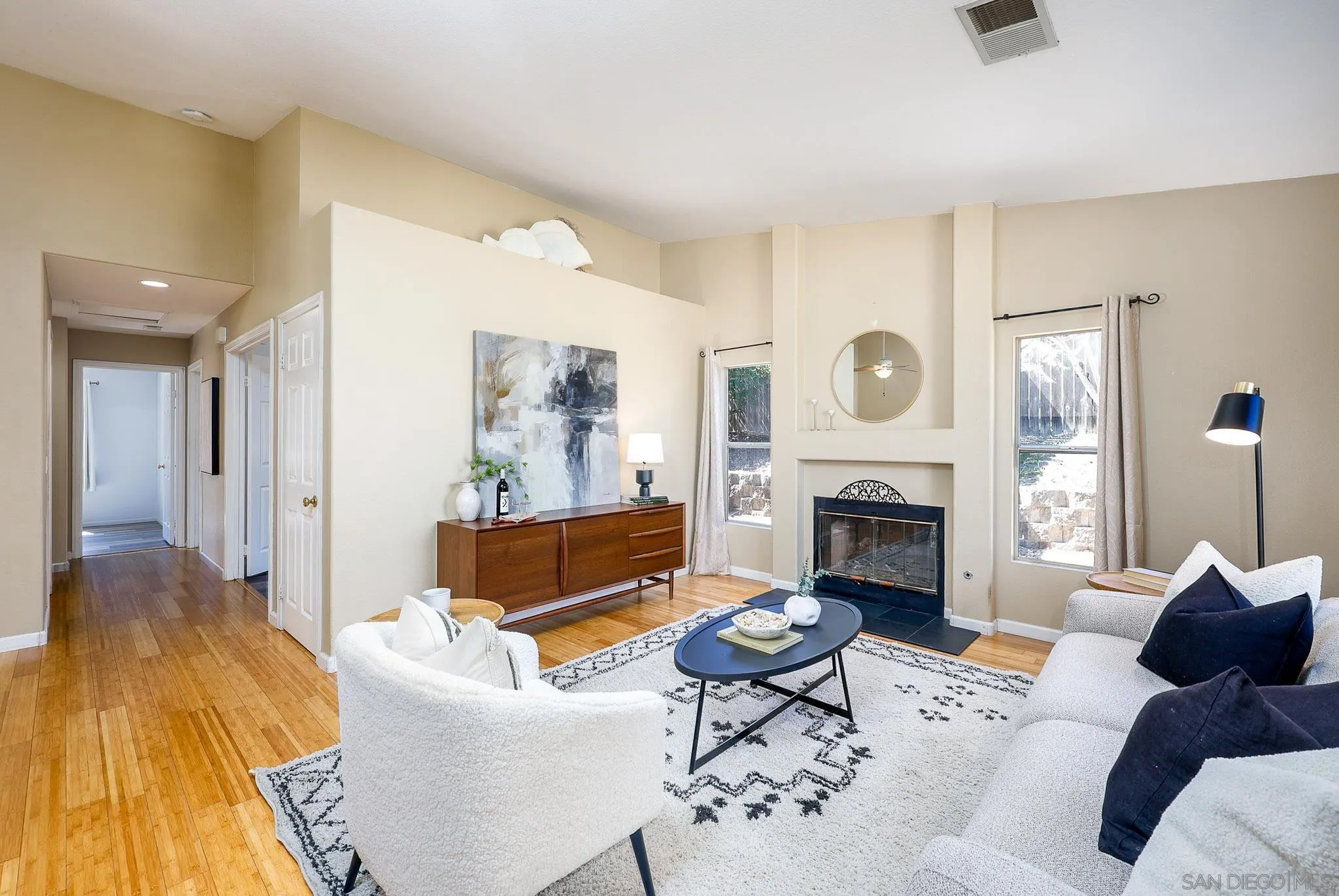 https://cdn.realtyfeed.com/cdn/127/260009533/c0114324255c1010a0d22ecae5513b91.webp