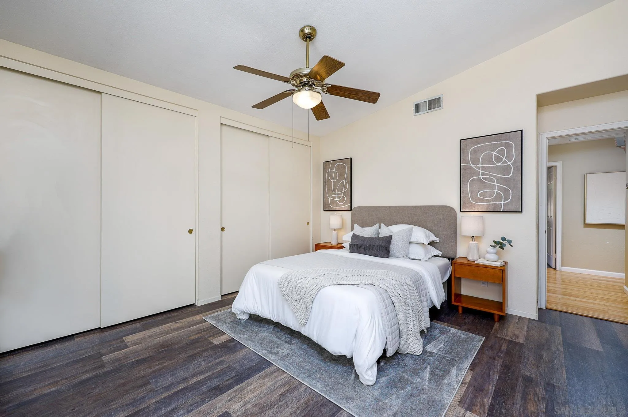 https://cdn.realtyfeed.com/cdn/127/260009533/d01ae1c8c662593f199e23f2d10c6dc8.webp