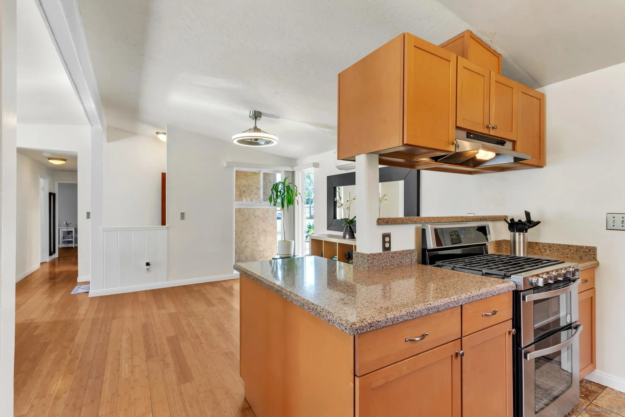 https://cdn.realtyfeed.com/cdn/127/260009534/8e4051209dcfa614b740c012b7f8b2f8.webp