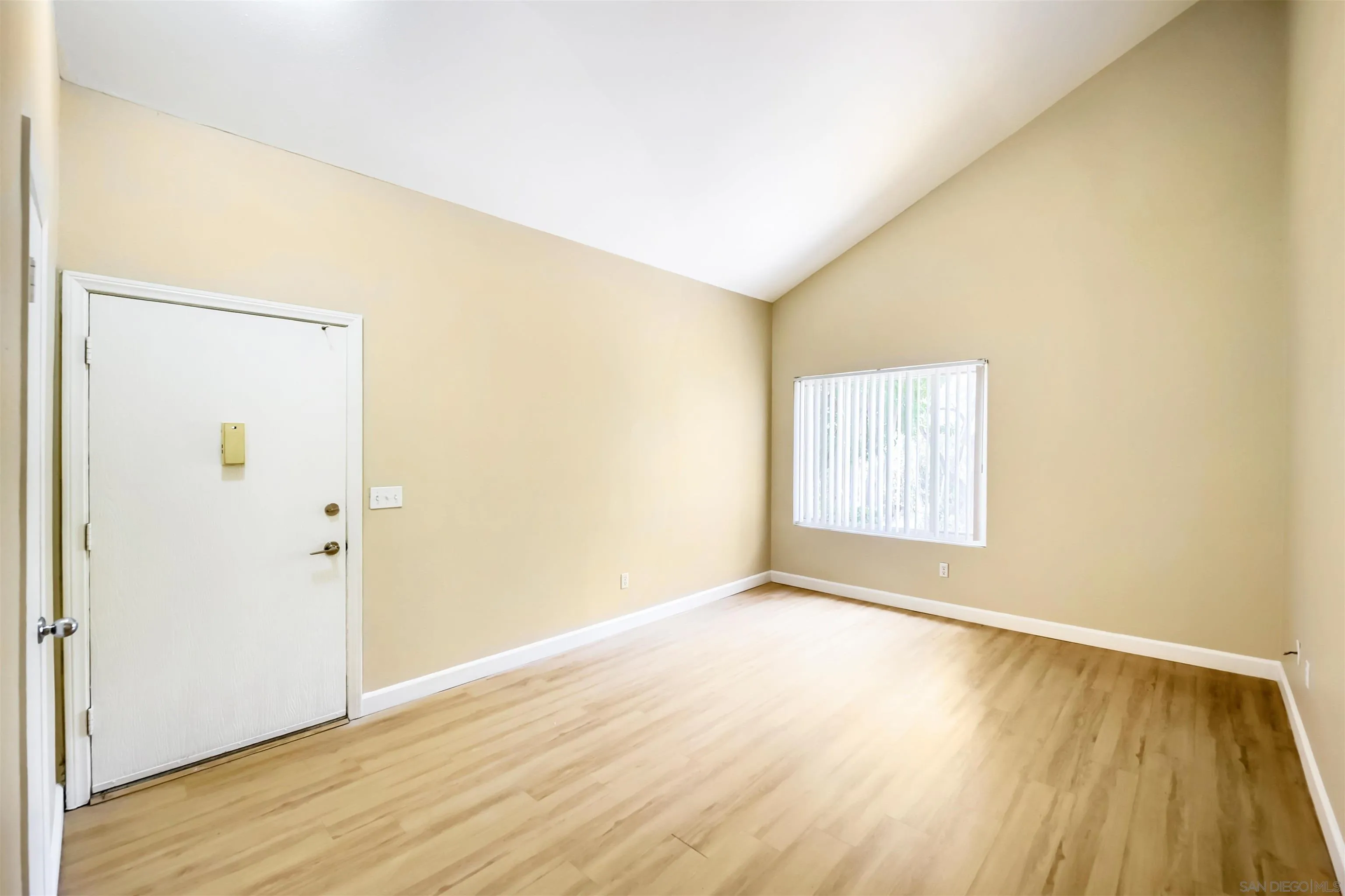 Photo #6: 260009545 Listing: Photo #6