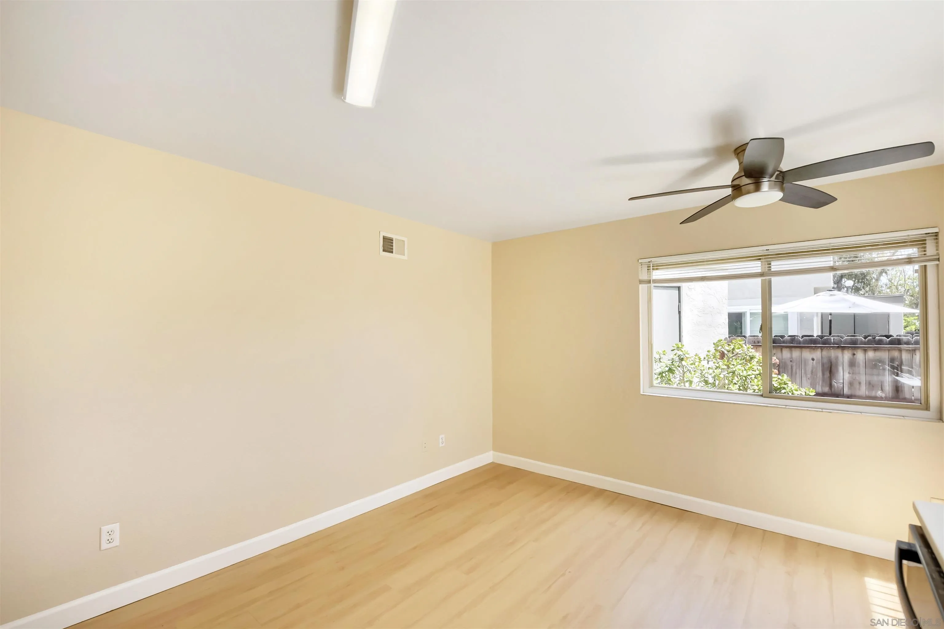 Photo #11: 260009545 Listing: Photo #11