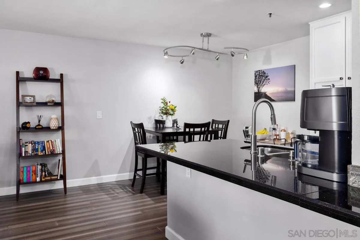 Photo #13: 260009549 Listing: Photo #13