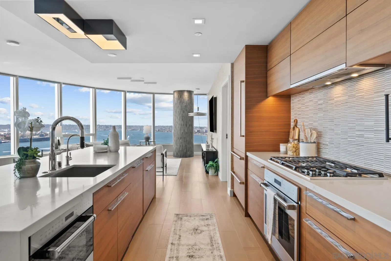 888 E UNIT 3002, San Diego, CA, 92101