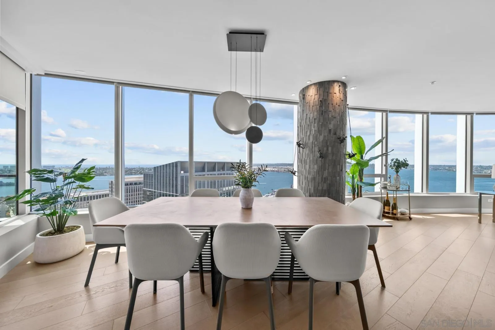 888 E UNIT 3002, San Diego, CA, 92101