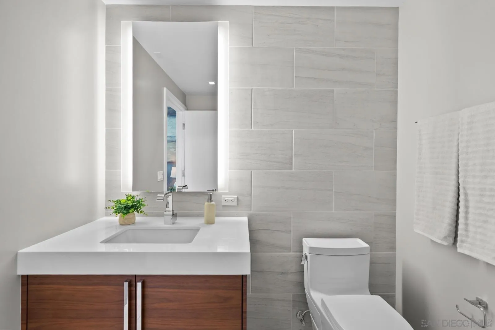 Photo #43: 260009552 Listing: Photo #43