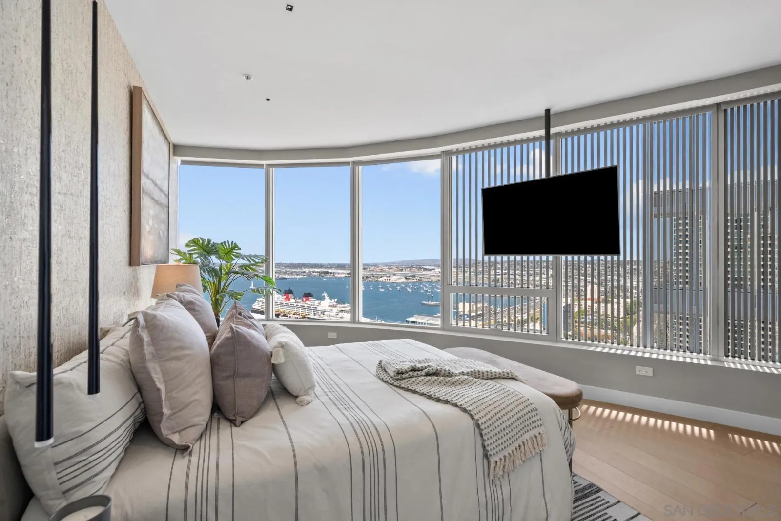 888 E UNIT 3002, San Diego, CA, 92101