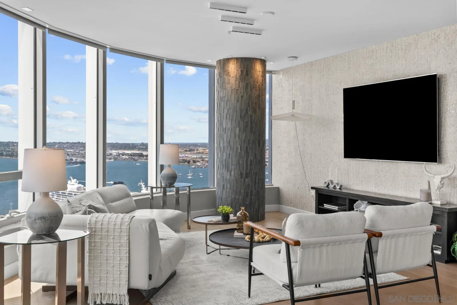 888 E UNIT 3002, San Diego, CA, 92101