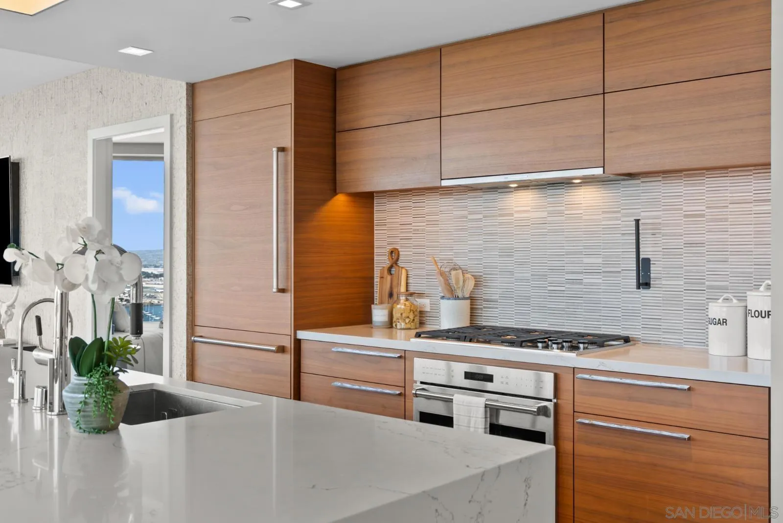 888 E UNIT 3002, San Diego, CA, 92101