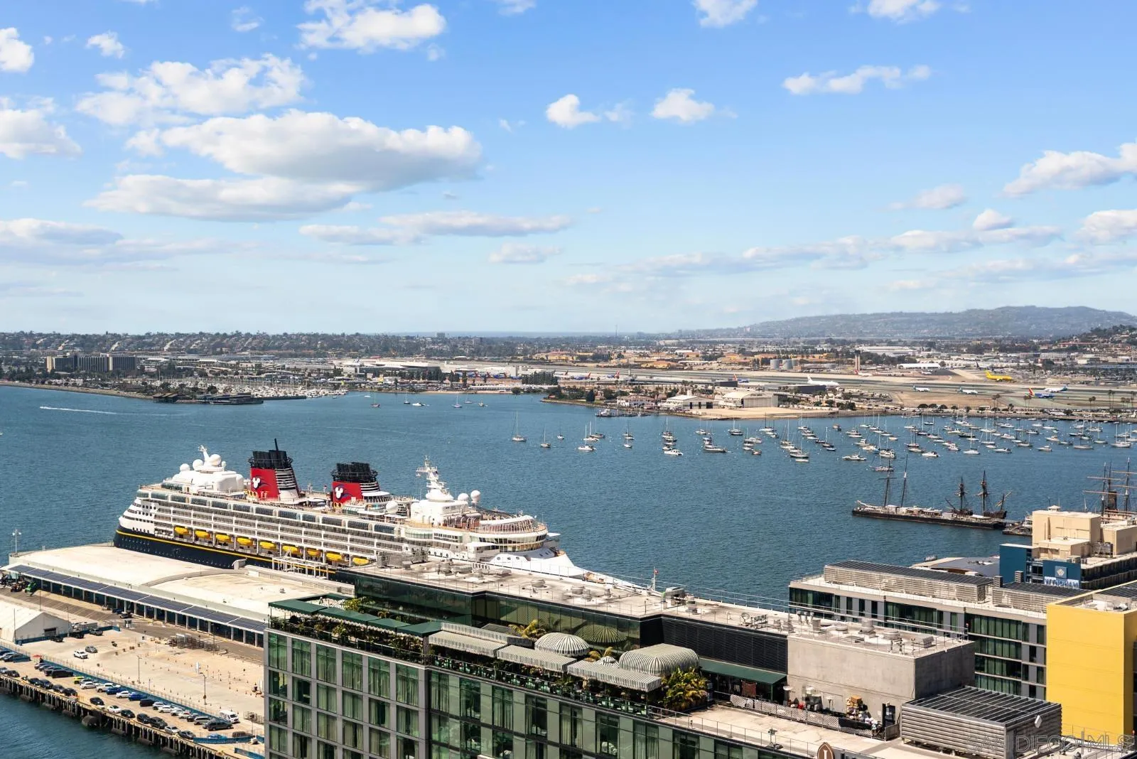 888 E UNIT 3002, San Diego, CA, 92101