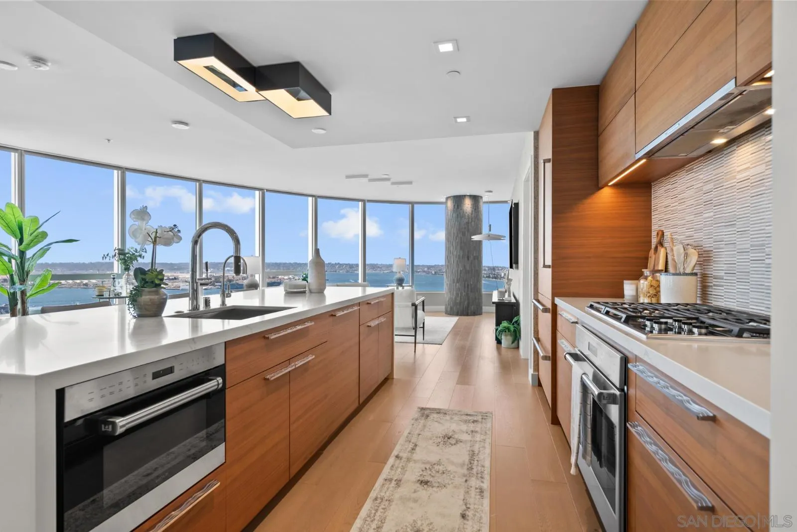888 E UNIT 3002, San Diego, CA, 92101