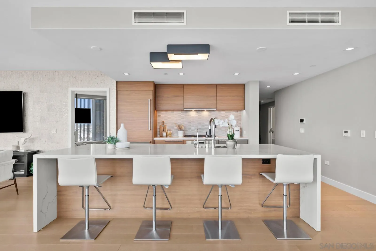 888 E UNIT 3002, San Diego, CA, 92101