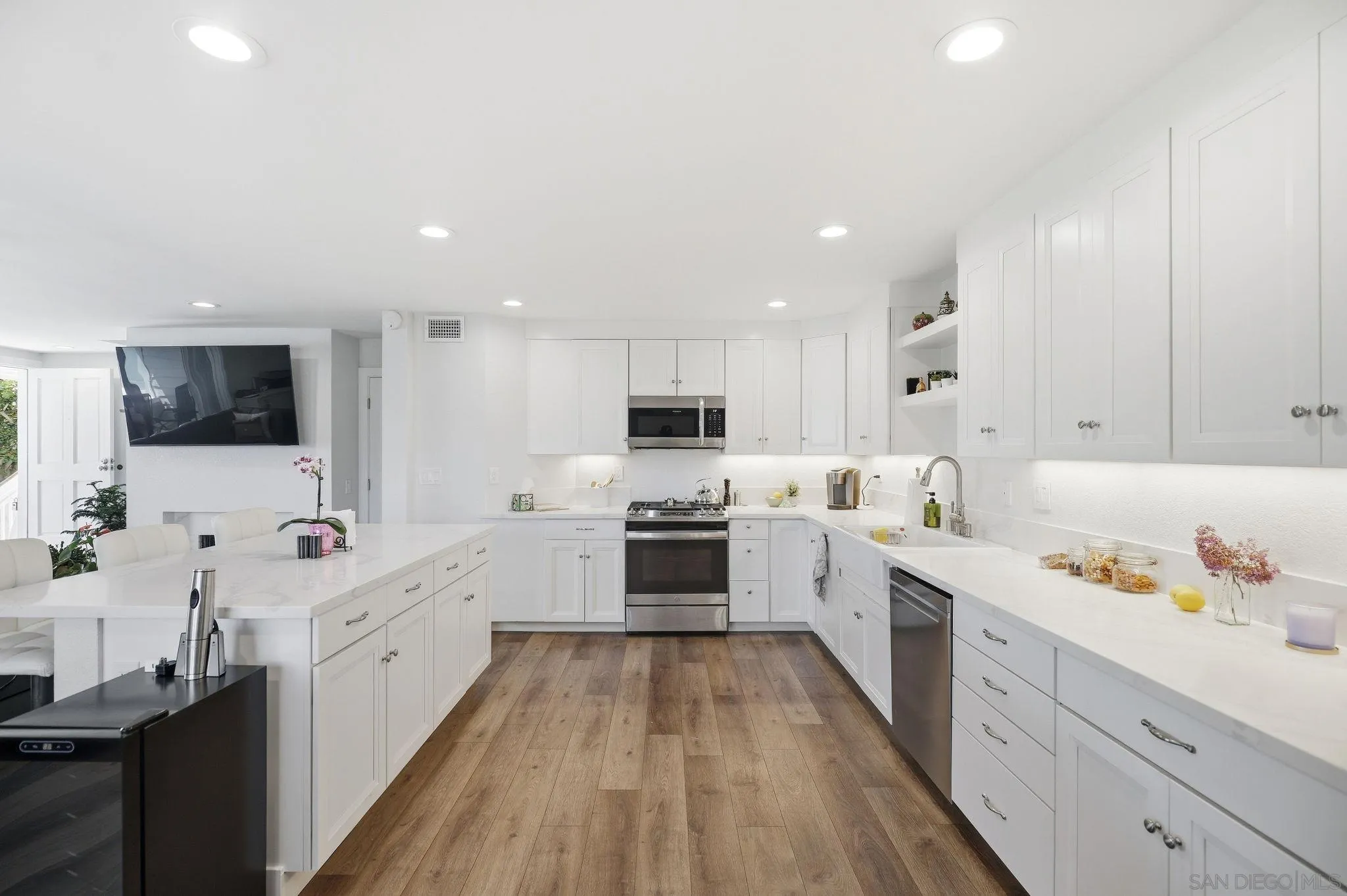 Photo #9: 260009560 Listing: Photo #9