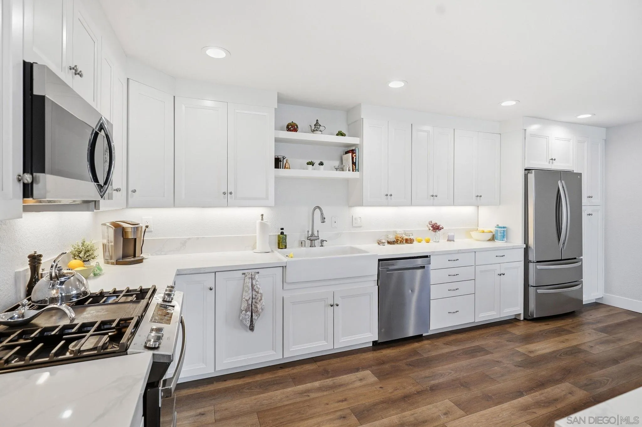 Photo #8: 260009560 Listing: Photo #8