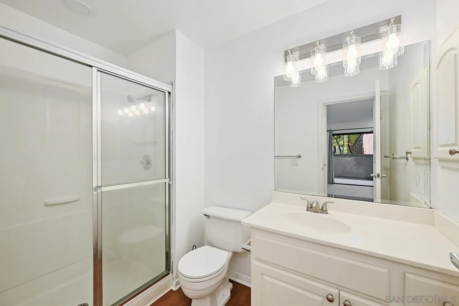 https://cdn.realtyfeed.com/cdn/127/260009564/960bf963c562d7b95a3f38a814b79b18.webp