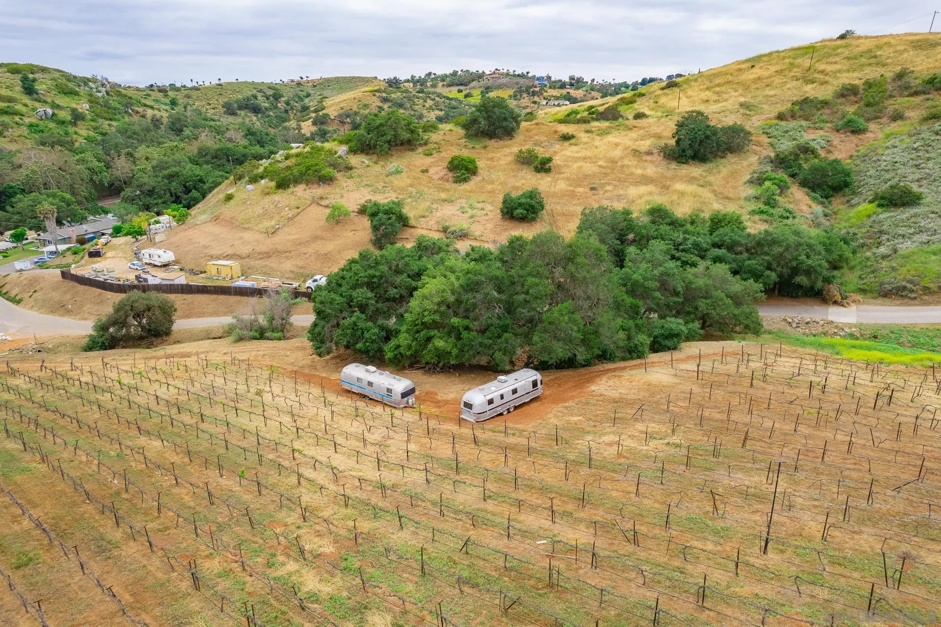 https://cdn.realtyfeed.com/cdn/127/260009585/9bb4f50b8017af217ded6760d59147ba.webp