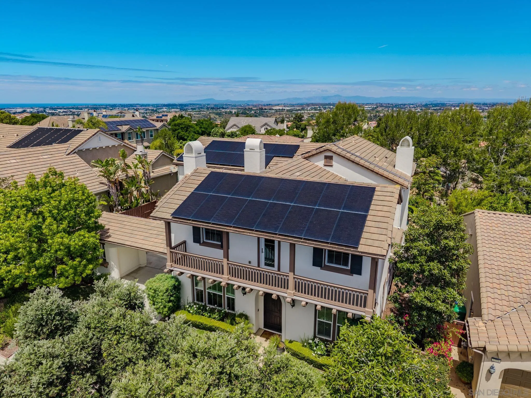 https://cdn.realtyfeed.com/cdn/127/260009596/3f3587342b2439bce4d09730dba363c3.webp