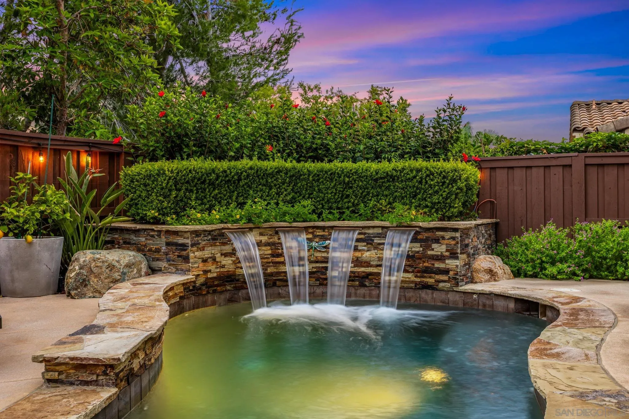 https://cdn.realtyfeed.com/cdn/127/260009596/87f57ec180a73278d1521947b07b20cb.webp