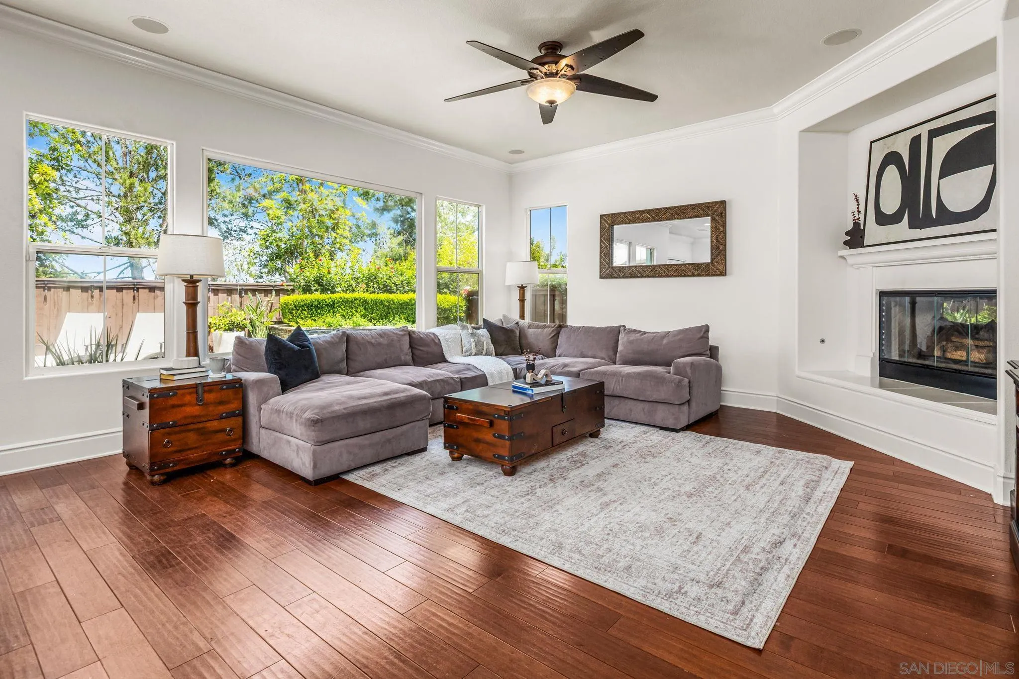 https://cdn.realtyfeed.com/cdn/127/260009596/883af4c7360901c410cc55bae5b09786.webp