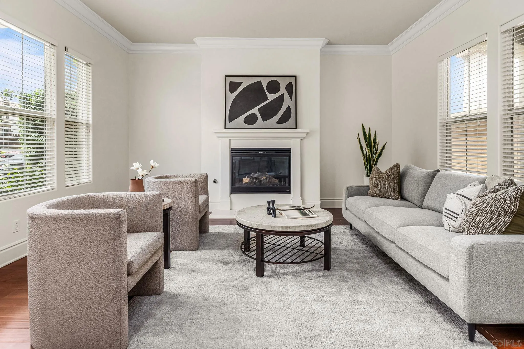https://cdn.realtyfeed.com/cdn/127/260009596/ef74a55a2760504b65da8b5ef50bc0ae.webp