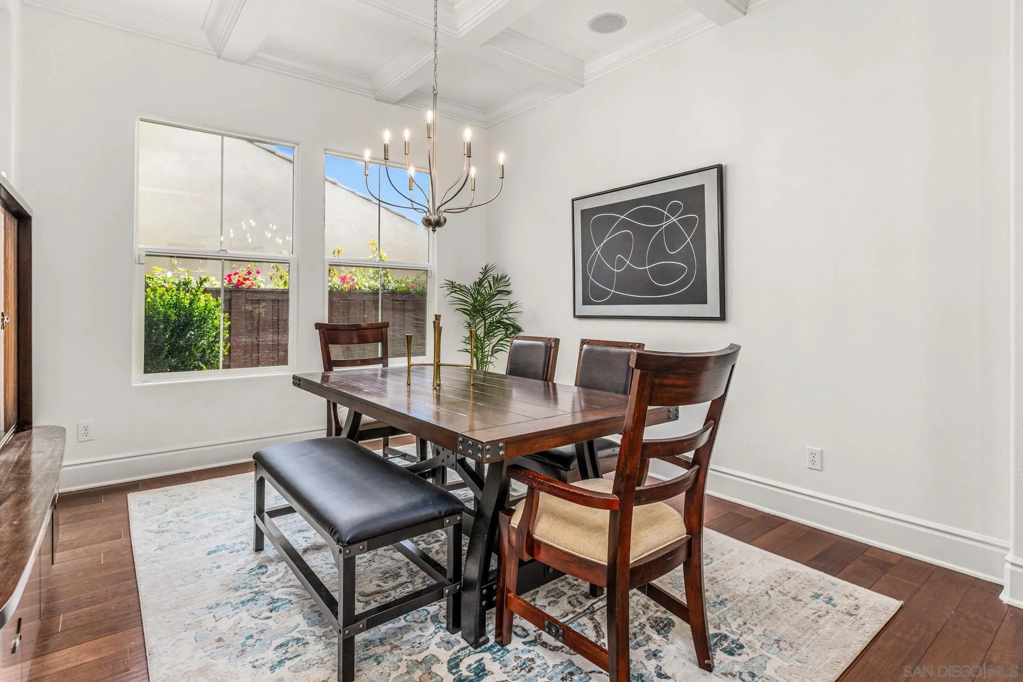 https://cdn.realtyfeed.com/cdn/127/260009596/f3f63b5884da941583610e148ae8fd1d.webp