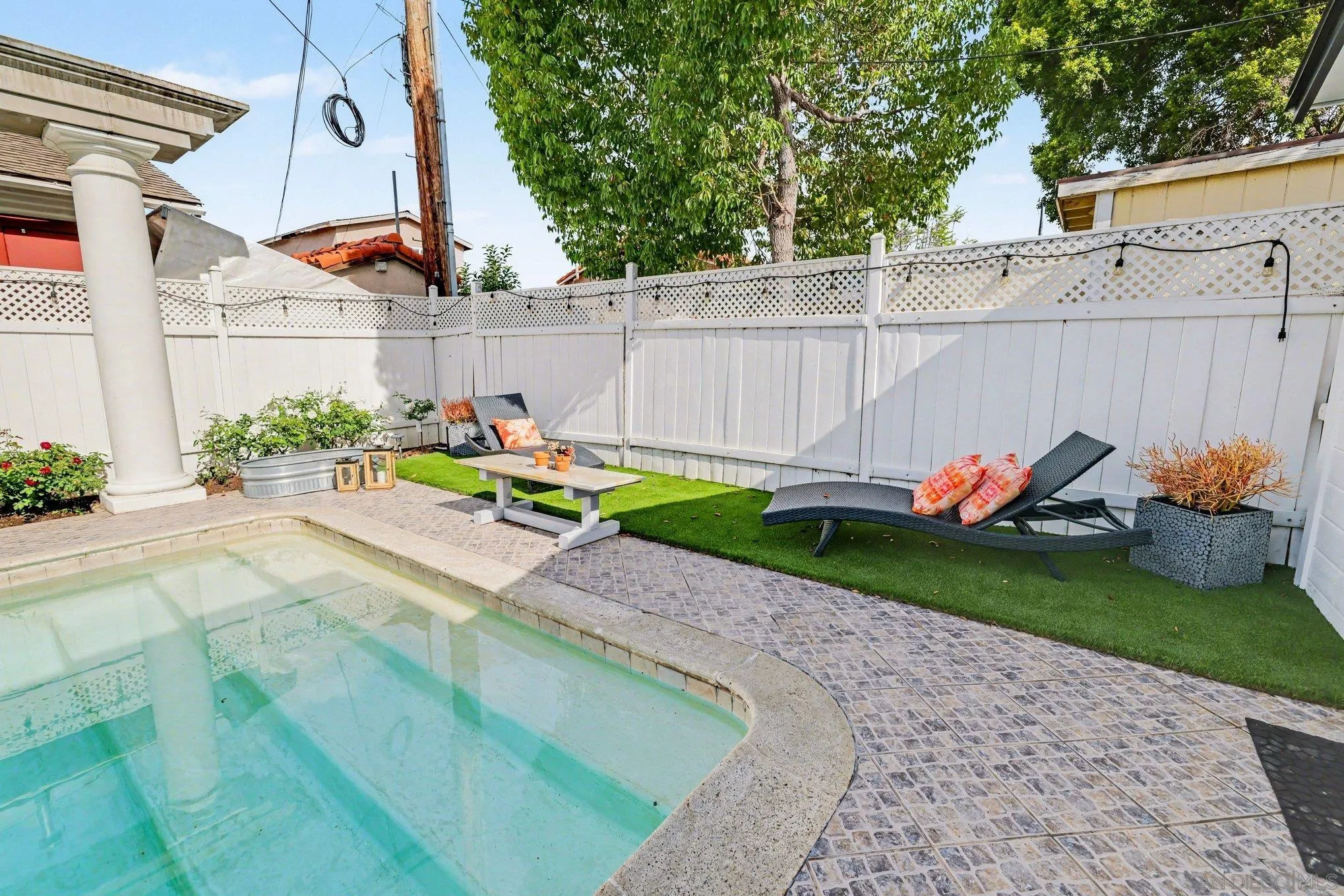 https://cdn.realtyfeed.com/cdn/127/260009599/9e48f2c24f3b031667855cc566532d8a.webp