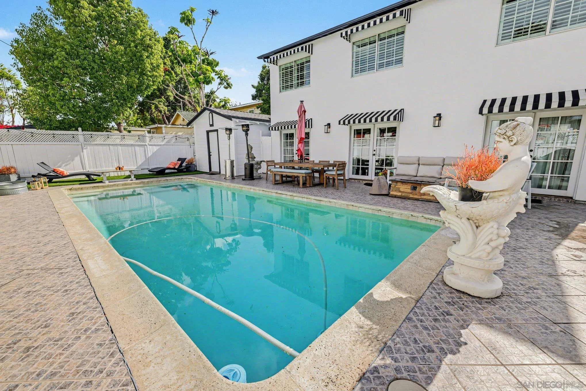 https://cdn.realtyfeed.com/cdn/127/260009599/c20711940a0ae1818cbbb6647a92ee34.webp