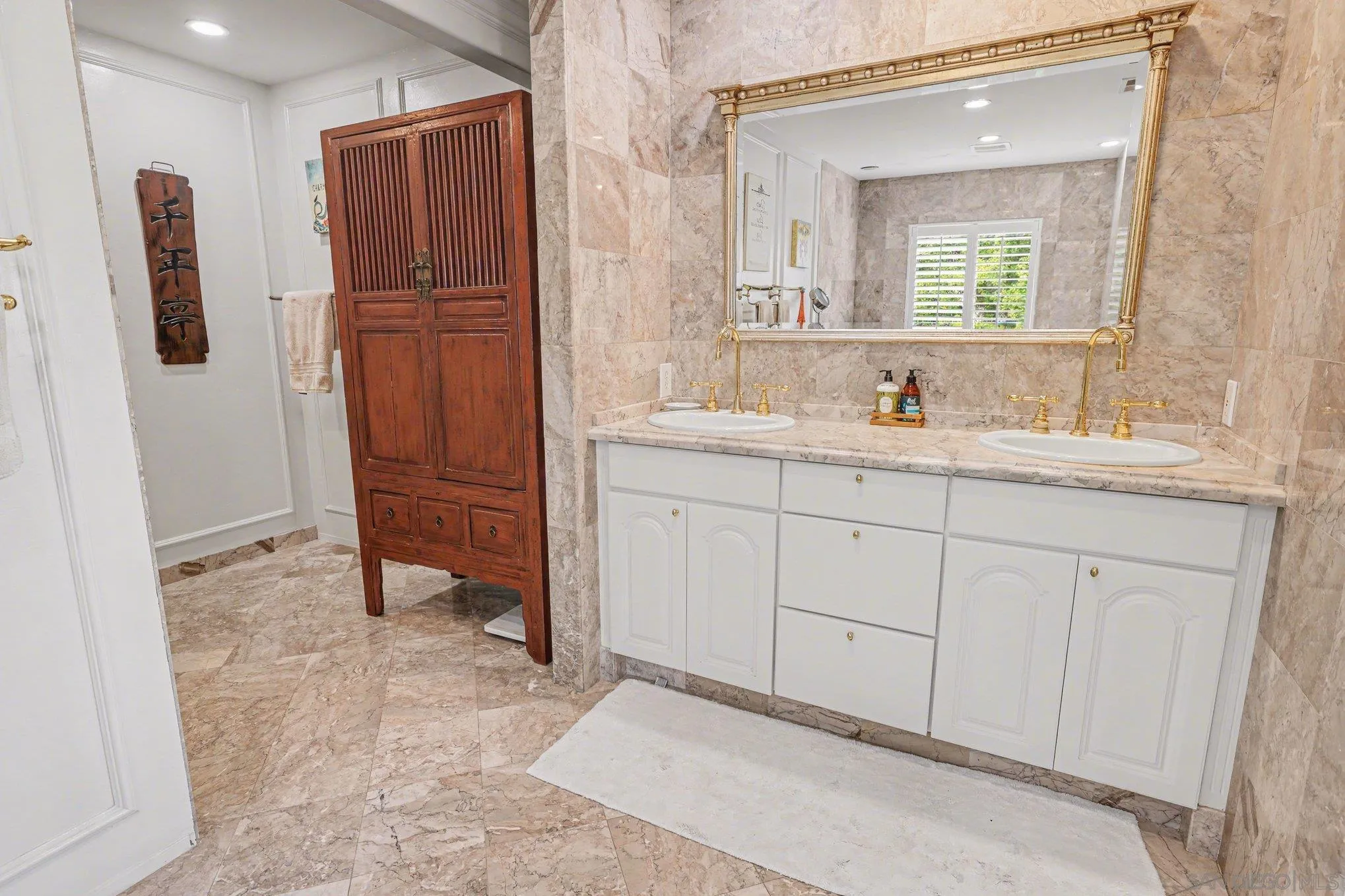 https://cdn.realtyfeed.com/cdn/127/260009599/dfedabb5cf5df369cca7143a8589661a.webp