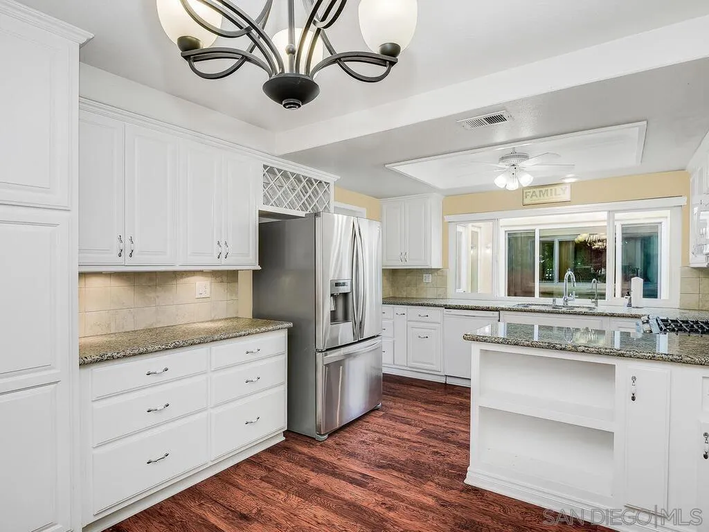 Photo #14: 2600096 Listing: Photo #14